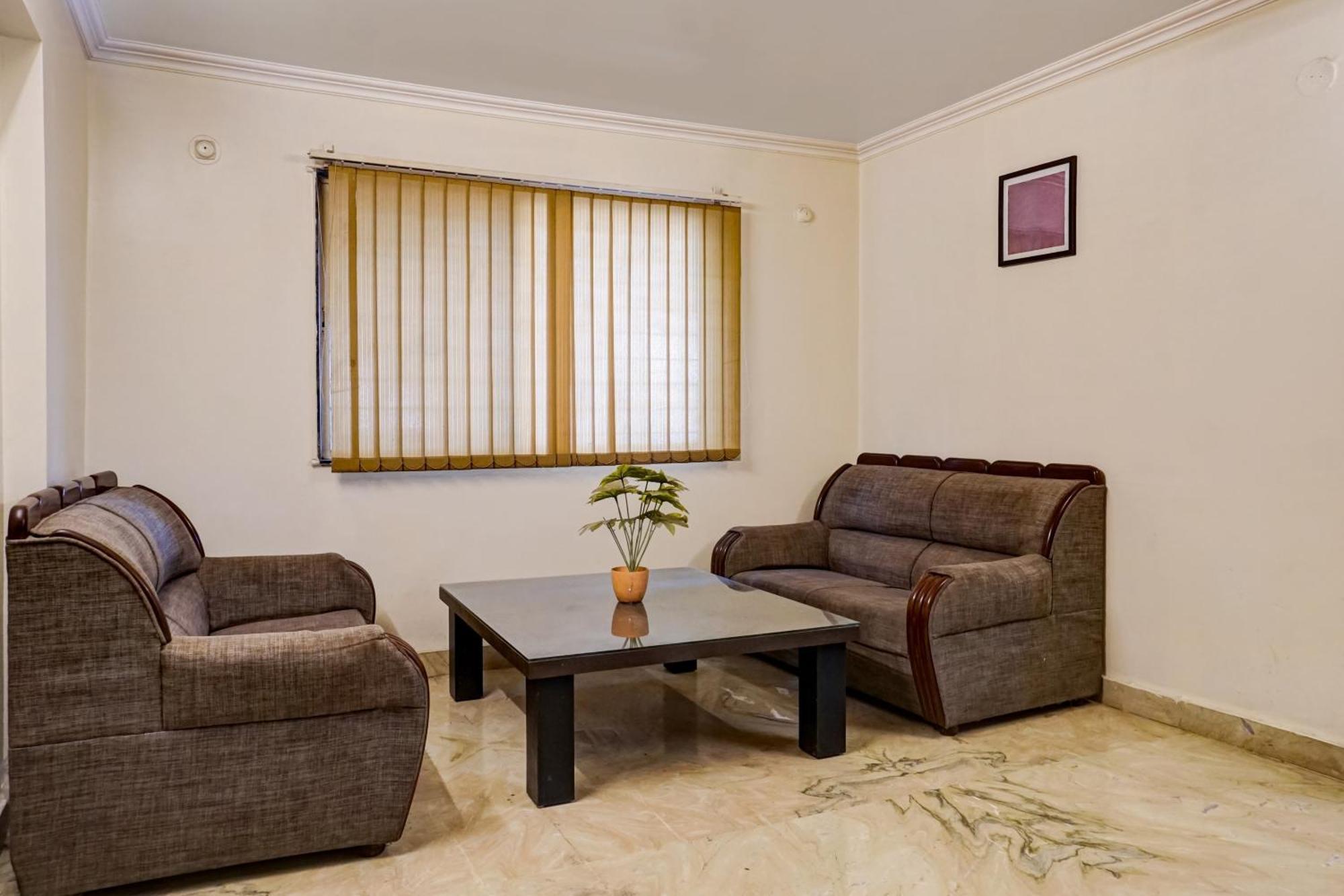 Hotel Galaxy Residency Kalyani Nagar Пуне Екстер'єр фото